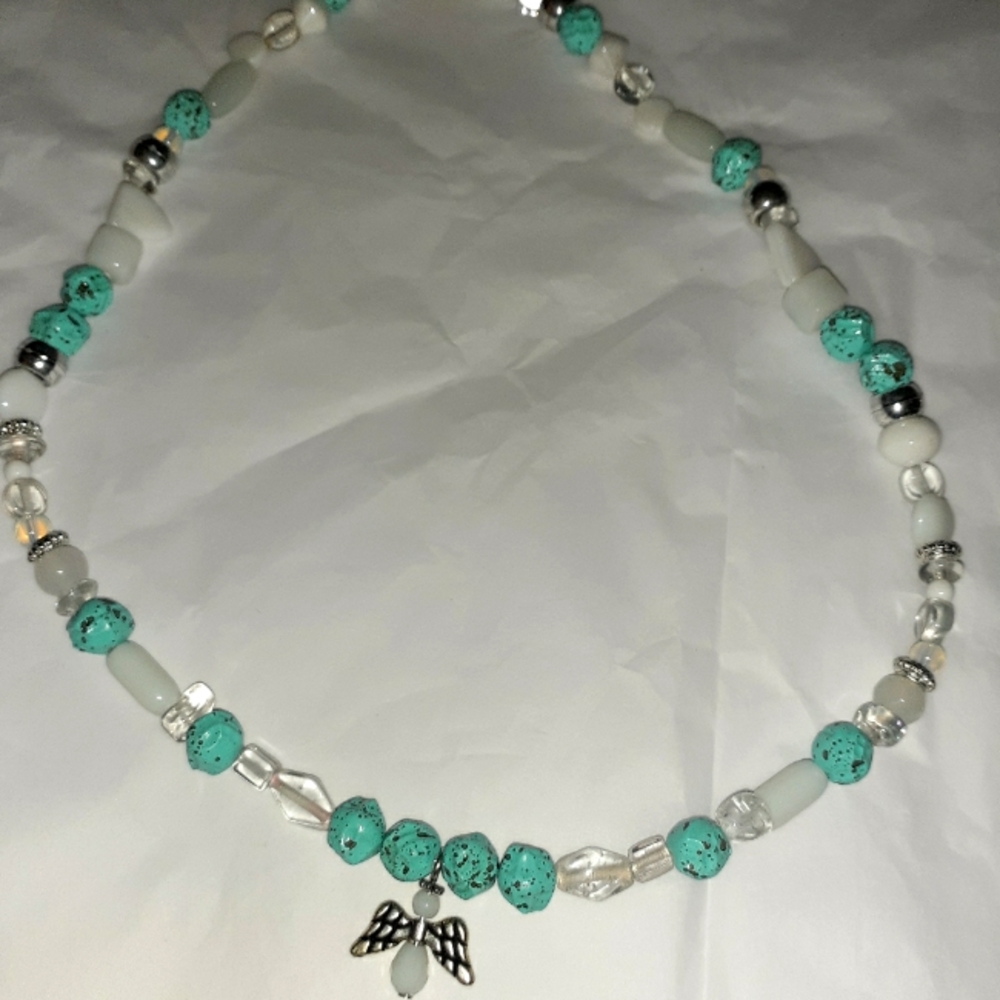 Handmade beautiful necklace $10